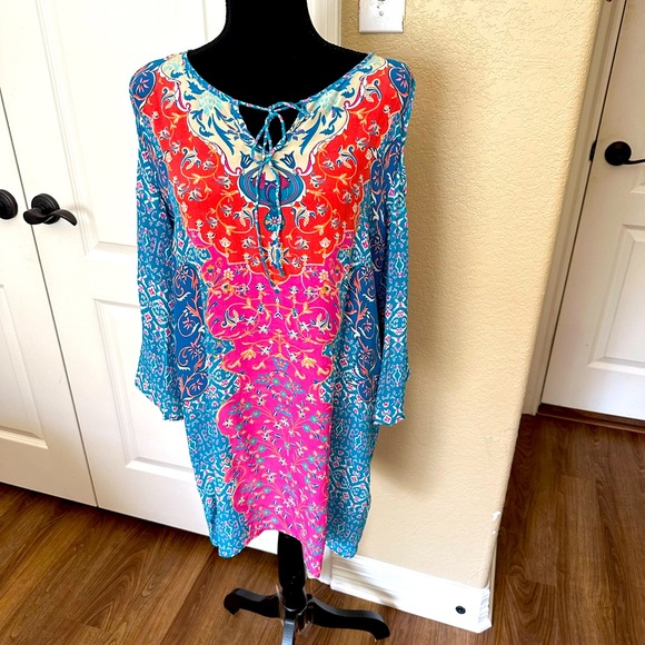 Tolani Cascade Robyn Silk Cold Shoulder Tunic -Medium - Picture 1 of 6